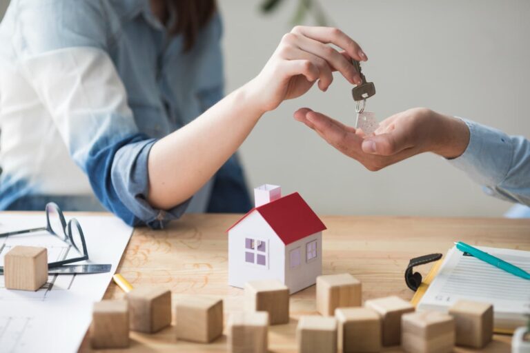 Que devient le contrat d’assurance habitation après le décès du souscripteur ?